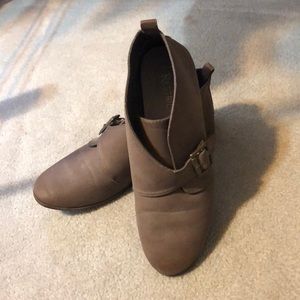 RESTRICTED buckled boots